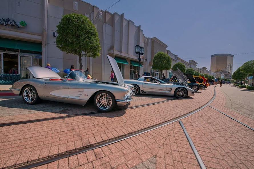 Corvette Show at the Boardwalk